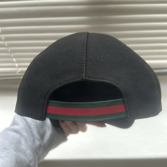 BLACK (M) GUCCI HAT - Picture 3 of 5